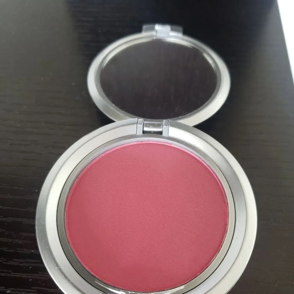 BRAND NEW OFRA Bundle Highlighter in Rodeo drive and  Blush in Paradise Pink - Picture 7 of 7
